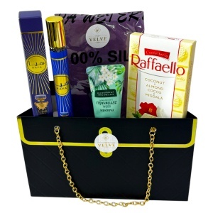 Set premium Luxury Purple, cu esarfa mov din matase, parfum Haya 35 ml, crema de maini si Raffaello, in cutie cadou tip geanta - Img 2