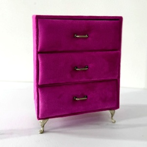 Suport bijuterii sub forma de mobilier, Dulap cu 3 sertare, Fucsia, 20x15cm