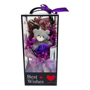Aranjament floral Best Wishes cu ursulet de plus, trandafir mov de sapun si flori criogenate, 26x12 cm - Img 4