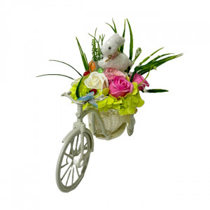 Aranjament floral de Paste Bunny Bicycle in cosulet bicicleta cu trandafiri si hortensii din sapun - Img 5