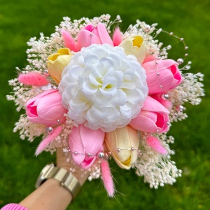 Buchet de mireasa premium, cu lalele, dalie artizanala, broom conservat si perle, 34 cm - Img 4