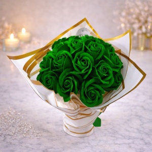 Buchet Green Roses cu 25 trandafiri de sapun,