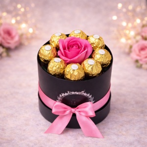 Cutie cadou pentru femei neagra, Sweet Flower, cu trandafir de sapun si 7 praline Ferrero Rocher - Img 3