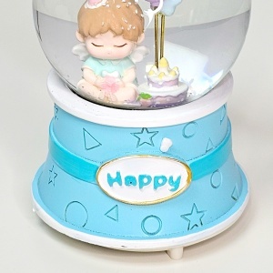 Glob muzical si luminos cu ingeras si tort, decor pastel albastru, in cutie eleganta - Img 5
