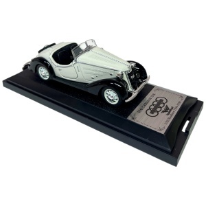 Macheta auto masina vintage Wanderer W25K Roadster 1936, model colectie scara 1:32, crem