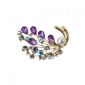 Martisor brosa Pearl Bouquet, cu cristale si perle artizanale, in suport elegant, Mov 1