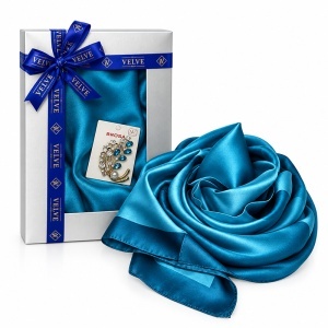 Pachet Silky pentru femei cu esarfa eleganta si brosa, 170 x 90 cm, Albastru turcoaz