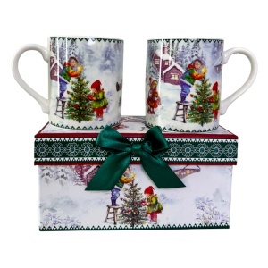 Set 2 cani din ceramica, Kids Decorating Christmas Tree, ambalate in cutie cadou eleganta, 150 ml, Verde
