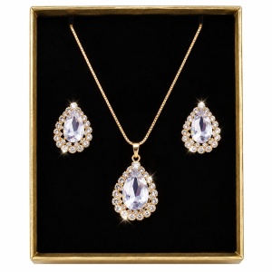 Set accesorii Feeling, din inox, cu cercei, lantisor si pandativ cu cristale, in cutie eleganta, Gold Drop