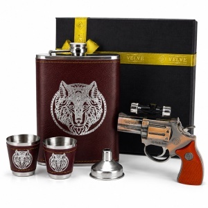 Set cadou pentru barbati Lup, cu plosca, 2 pahare, palnie si bricheta cu laser, in cutie eleganta