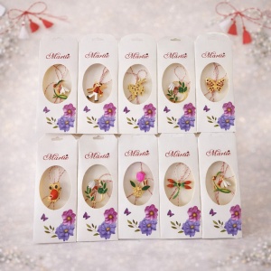 Set cu zece martisoare in tematica diferita, SpRing PIN Collection, cu imprimeu floral