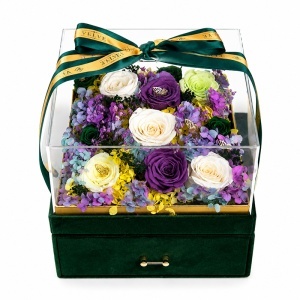 Set premium de lux cu 11 trandafiri criogenati, set bijuterii cu zirconiu, in cutie patrata de catifea verde cu sertar si plexiglas - Img 2