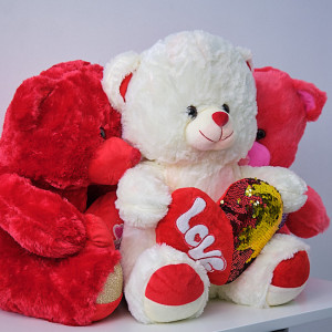 Ursulet de plus Twinkle, cu inimioara cu paiete, in doua culori, inaltime 37 cm, Alb - Rosu