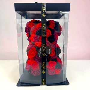 Ursulet floral Triple Color din trandafiri spuma, rosu negru, 25 cm, in cutie transparenta eleganta - Img 4
