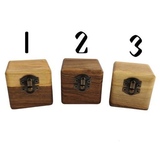 Stylish Small Walnut Box for Storing Rings and Earrings