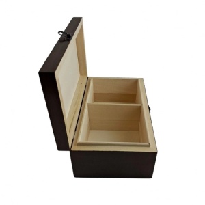 Stylish wooden box for storing chess pieces - Img 6