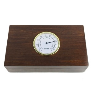 Stylish wooden humidor for storing 10 cigars