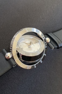 Versace VE7900120 - Women's Watch - Img 2