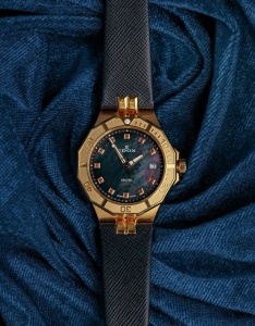 EDOX Delfin The Original Diver Lady 53020-37JC-NANRUD - Women's Watch - Img 2