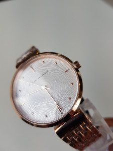 Armani Exchange AX5901 Women's Watch - Img 5