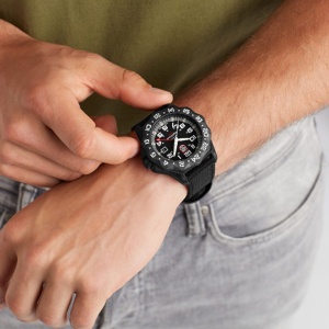 Luminox F-117 Nighthawk GMT XA.6441 - Мъжки часовник - Img 3