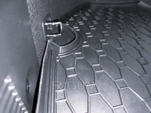 Tavita Portbagaj Kia Ceed Pro Iii din 12.2018 - 2026 Cu Subwoofer, Caroserie Hatchback - Img 4