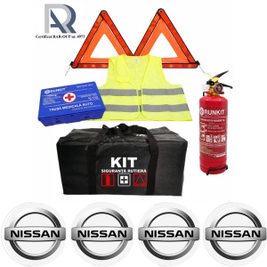 Kit Trusa siguranta rutiera auto, Omologat R.A.R, Valabilitate 5 ani, 1x Stingator cu manometru 1kg P1, 1x Trusa Medicala, 2x Triunghiuri,1x Geanta depozitare neagra, 4x Stickere auto Nissan