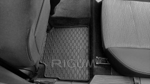 Set 5 covorase auto DACIA LOGAN MCV LOGAN I MCV din 01.2007 - 08.2013, cu covoras tunel median, Caroserie COMBI 5 LOCURI - Img 6