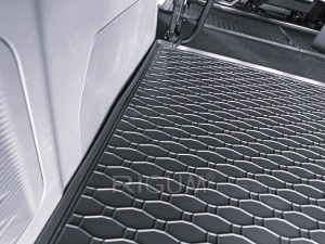 Tavita Portbagaj Volkswagen T7 Caravelle din 2025 - 2026, Caroserie Van Ampatament L2 8-9 Locuri - Img 5