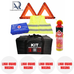 Kit Trusa siguranta rutiera auto, Omologat R.A.R, Valabilitate 5 ani, 1x Extinctor tip spray, 1x Trusa Medicala, 2x Triunghiuri,1x Geanta depozitare neagra, 4x Stickere auto Logo Brand Masina