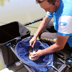 Cada Receptie Garbolino 60x35x20cm Deluxe Legless Big Fish Cradle - Img 5