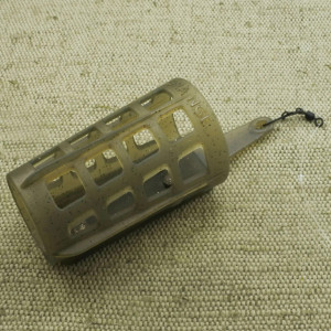 Momitor Cosulet Orange 30gr Cage Feeder Distance
