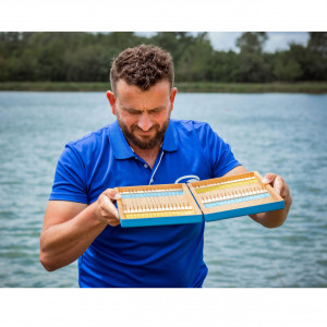 Cutie DeLuxe Riguri Competitie Garbolino din Lemn 40 locasuri pentru 600carlige