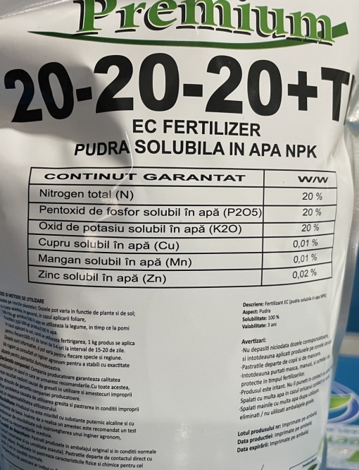 Nawóz Premium 20-20-20+TE Green Tech, rozpuszczalny w wodzie - Img 3