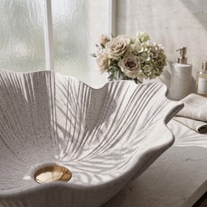 Lavoar pe blat ceramic Rea Flower Beige, design vintage floral - Img 9
