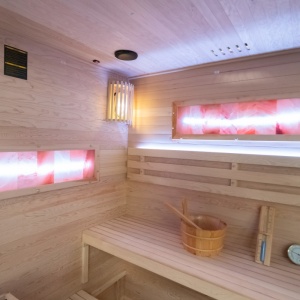 Sauna finlandeza cu temperatura inalta Harvia 6kW, 180 x 156 cm pentru 4-5 persoane - Img 13