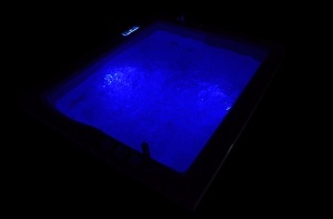 Cada de baie SPA cu hidromasaj MO-1666, cu carcasa laterala 180 x 150 x 67 cm - Img 21