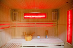 Sauna uscata MO-EA4S cu aragaz HARVIA 6 kW, piatra de sare si izolatie de perete 180x160x200 cm - Img 6
