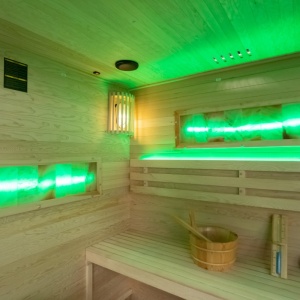 Sauna finlandeza cu temperatura inalta Harvia 6kW, 180 x 156 cm pentru 4-5 persoane - Img 17