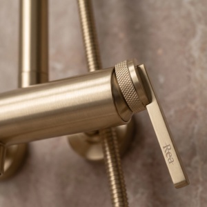 Set pentru dus Rea Grace Brush Gold cu para si palarie de dus - Img 5