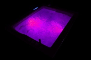Cada de baie SPA cu hidromasaj MO-1666, cu carcasa laterala 180 x 150 x 67 cm - Img 22