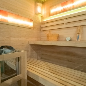 Sauna finlandeza cu temperatura inalta si soba Harvia 6kW pentru 4-5 persoane Lark 150 x 150 cm - Img 13
