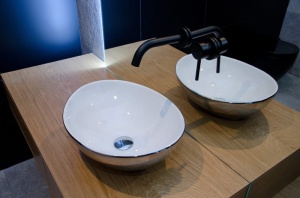 Lavoar De Blat PRO VERA SILVER, Dimensiuni 40,5 X 33 X 14 Cm, Montaj Pe Blat, Design Deosebit, Forma Ovala, Ceramica Sanitara, Alb / Argintiu - Img 5