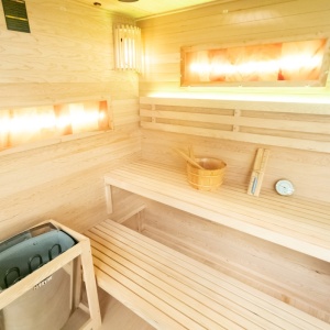 Sauna finlandeza cu temperatura inalta Harvia 6kW, 180 x 156 cm pentru 4-5 persoane - Img 5