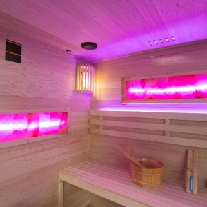 Sauna finlandeza cu temperatura inalta Harvia 6kW, 180 x 156 cm pentru 4-5 persoane - Img 15
