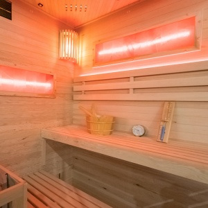 Sauna finlandeza cu temperatura inalta si soba Harvia 6kW pentru 4-5 persoane Lark 150 x 150 cm - Img 10