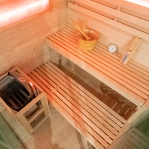 Sauna finlandeza cu temperatura inalta si soba Harvia 6kW pentru 4-5 persoane Lark 150 x 150 cm - Img 5