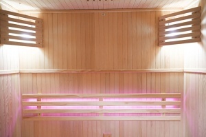 Sauna uscata finlandeza cu soba Harvia 2.3Kw MO-EN2, pereti izolati, 120 x 105 x 192 cm - Img 11