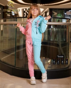 Trening Super-Star, 3 Piese, Tricou, Hanorac cu Gluga si Pantaloni, Pentru Fete, 5-8 ani