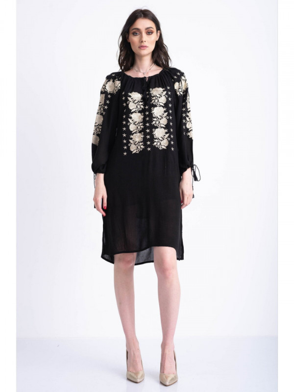 Rochie tip ie traditionala din bumbac negru cu broderie aurie
